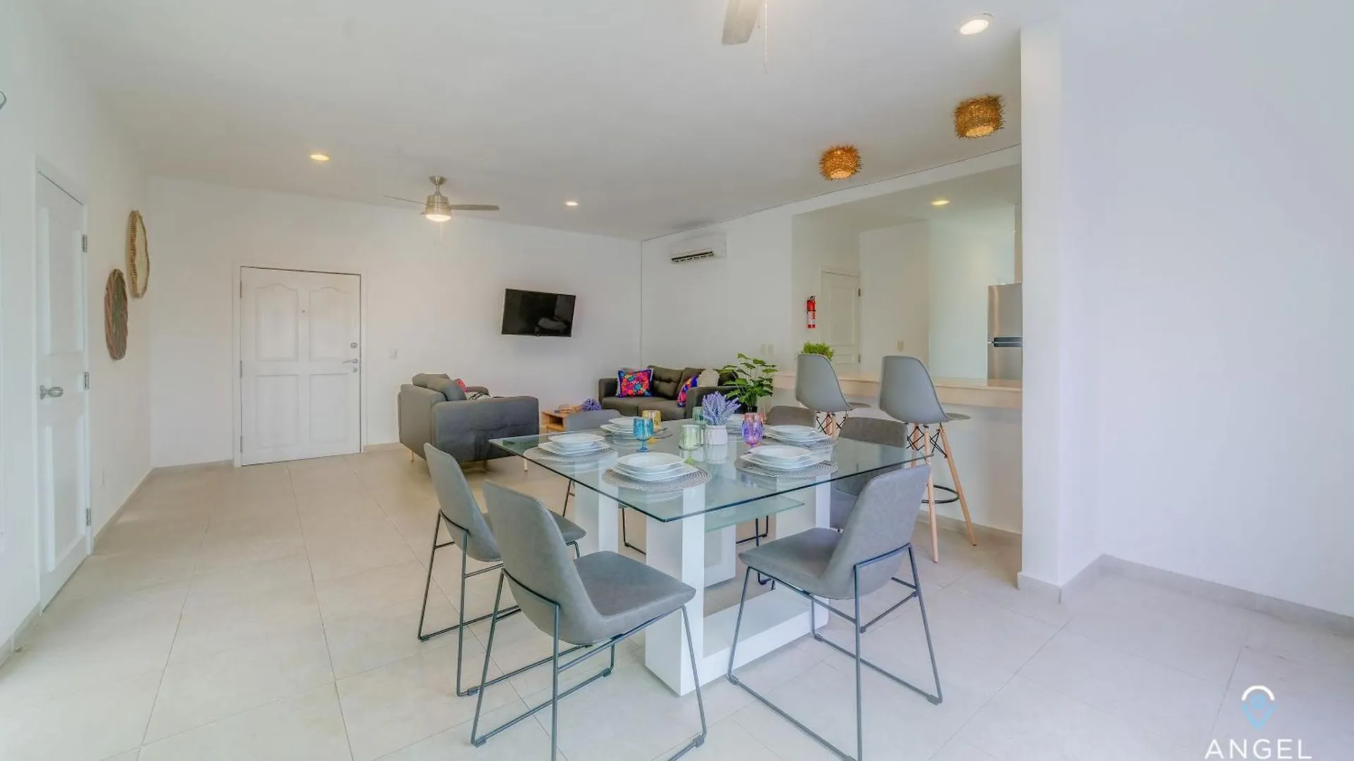 Апартаменты Ideal Group Getaway 4 Blocks To The Beach & Pool Плая-дель-Кармен